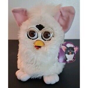 Tiger Electronics 1998 Snowball White Furby Model 70-800 Vintage With Tag
